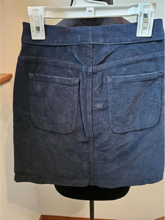 Mother Patch Pocket Denim corduroy button up mini skirt. Deep Blue. Size 24 - Picture 3 of 9